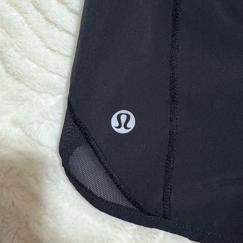 Lululemon Athletica Black Athletic Shorts Soft Fabric - Picture 2 of 7